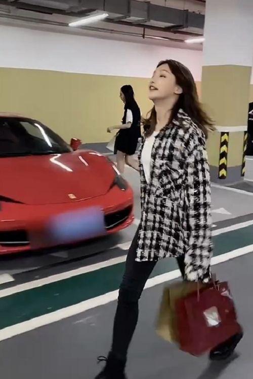 郑州豪车爆料视频曝光,豪车云集，一窥城市奢华风采