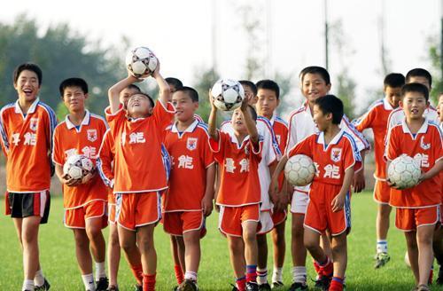 足球青训队爆料新闻稿,独家爆料背后的青训故事