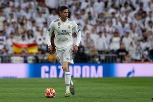 世界球员爆料最新消息,转会风云再起，豪门争抢焦点人物