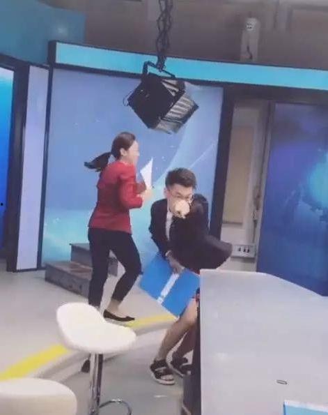 金婧最新爆料新闻直播回放,直播回放揭示惊人内幕