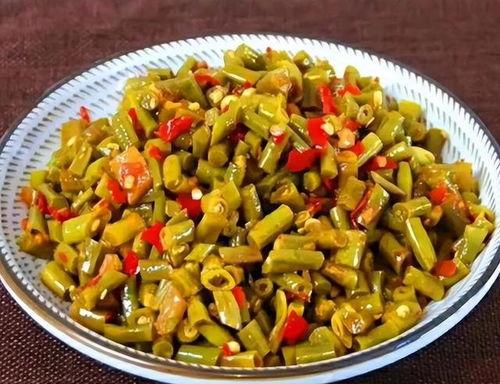 网友爆料酸豆角视频播放,网友热议传统美食魅力