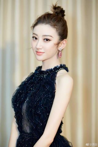 娱乐吃瓜君 景甜,娱乐圈的甜蜜瓜果，揭秘她的星途历程